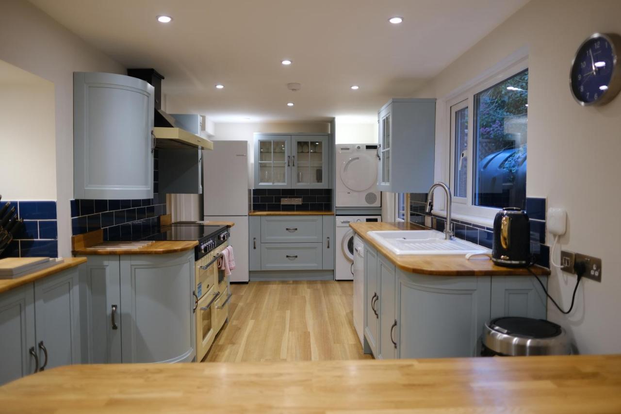 Newly Renovated With Hot Tub Casa vacanze Portreath