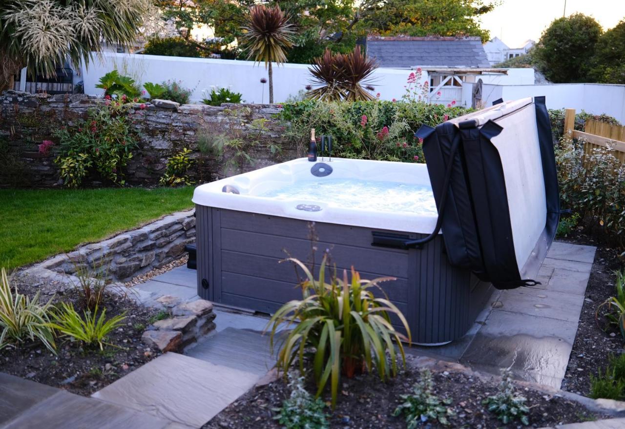 Newly Renovated With Hot Tub Casa vacanze Portreath